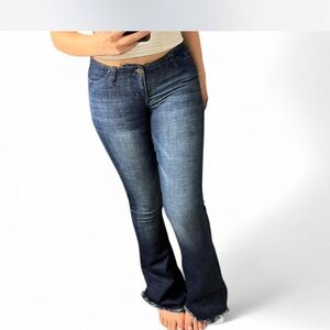 Women's Classic Flattering Bootcut Jeans with Natural Fading - curve jeans